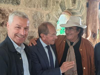 Il dott. Ciniero, il prof. Schittulli e Al Bano