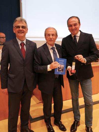 Presentazione del Libro "Una vita per vincere il cancro"