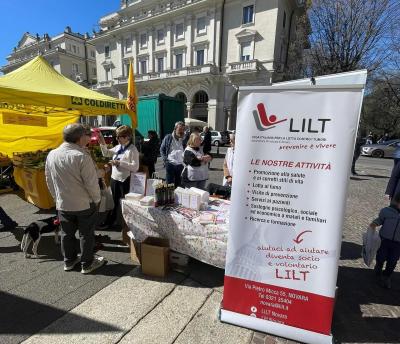 Lo stand Lilt Novara odv al Mercato di Campagna Amica