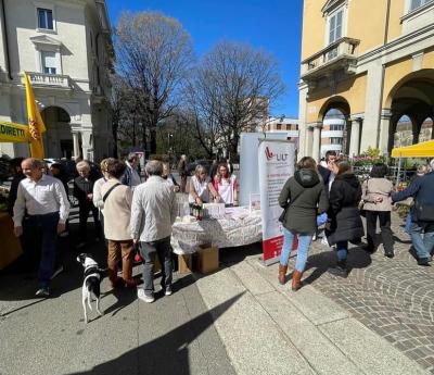 Lo stand Lilt Novara odv al Mercato di Campagna Amica