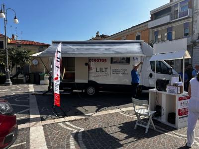 L'inaugurazione dell'ambulatorio mobile