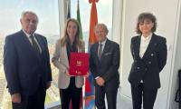 Da sin: dott. Luigi Viana, Elena Chiorino, prof. Schittulli e Rita Levis.